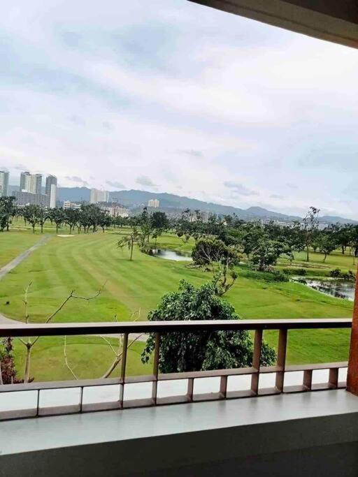 Dreamy 2Br Condo, With A Golf Course View Cebu Exterior foto
