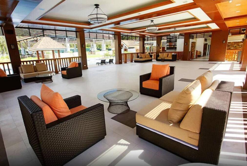 Dreamy 2Br Condo, With A Golf Course View Cebu Exterior foto